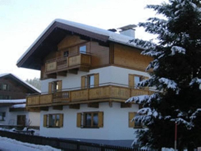 Ferienhaus Resi & Obermoser Kössen Buitenkant foto